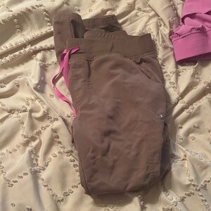 Figs Yola in Smokey Taupe- medium